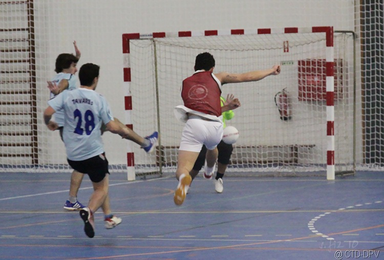 [futsal 10-02-10 144 copy[2].jpg]