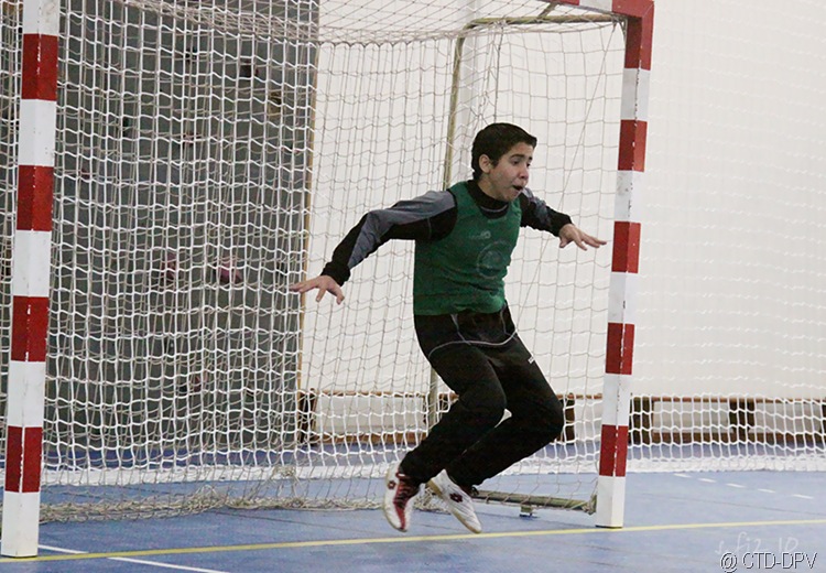 [futsal 10-02-10 081 copy[2].jpg]