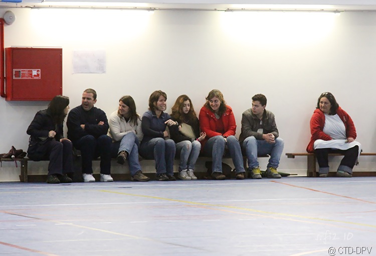 [futsal 10-02-10 132 copy[2].jpg]