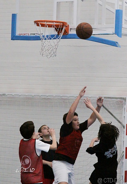 [INTER TURMAS 020 copy[3].jpg]