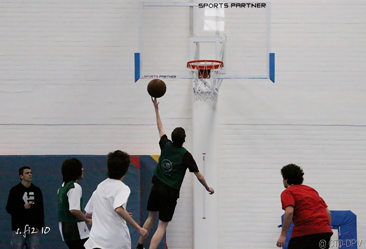 [INTER TURMAS 025 copy[2].jpg]