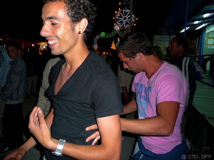 [SMP 195 copy[8].jpg]