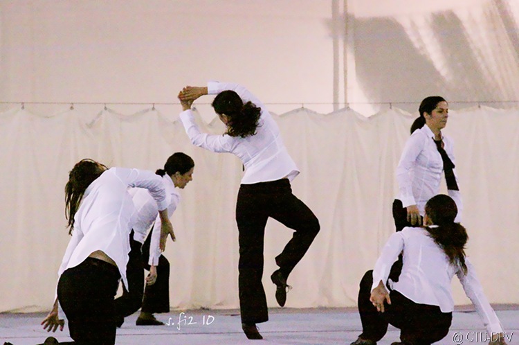 [sarau dpv 274 copy[2].jpg]