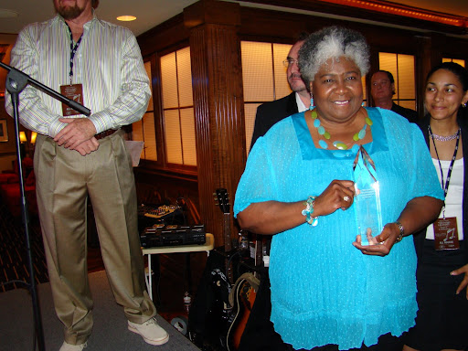 dr dorothy moore delaware