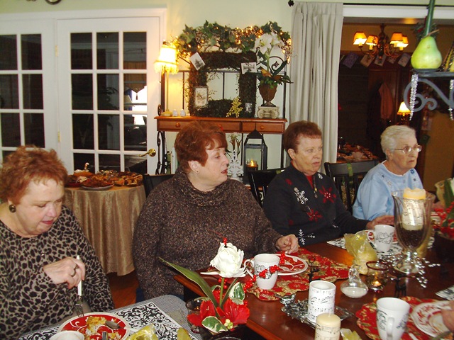 [christmas party with the girls 2010 024[2].jpg]