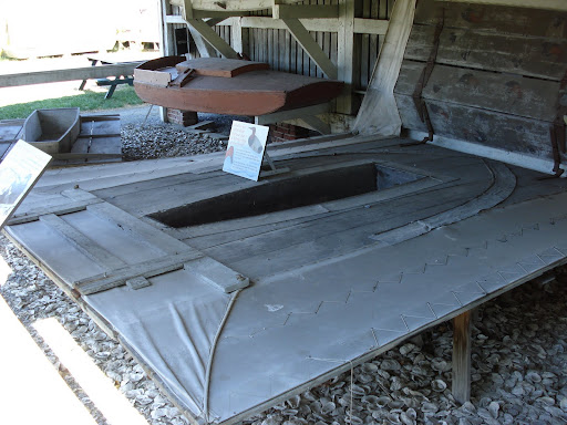 Sinkbox boat