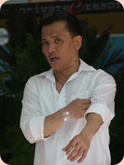 kuya dennis