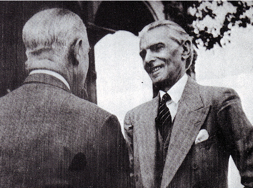[Quaid-e-Azam meeting the Viceroy Lord Wavell in 1946[4].png]