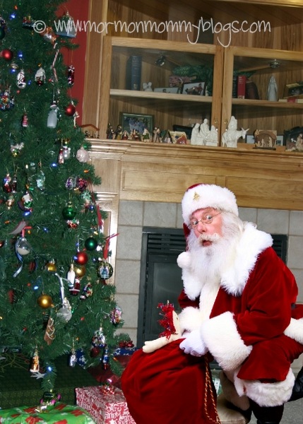 [www-icaughtsanta-com-full-321[5].jpg]