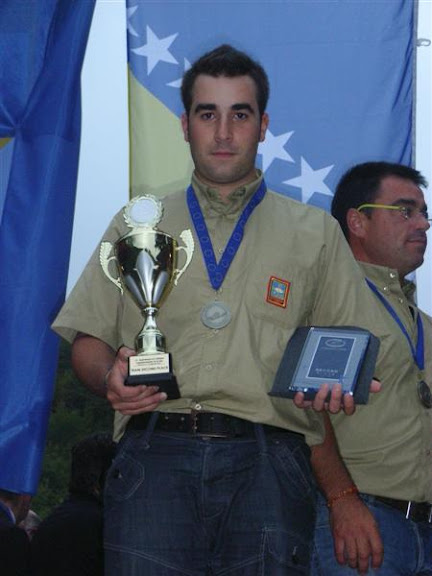 LA SELECCIÓN ESPAÑOLA ABOSLUTA DE PESCA DE SALMÓNIDOS MOSCA SUBCAMPEONA DE EUROPA