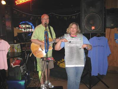Don got new MCPHINS member Tina on stage to help with a song.