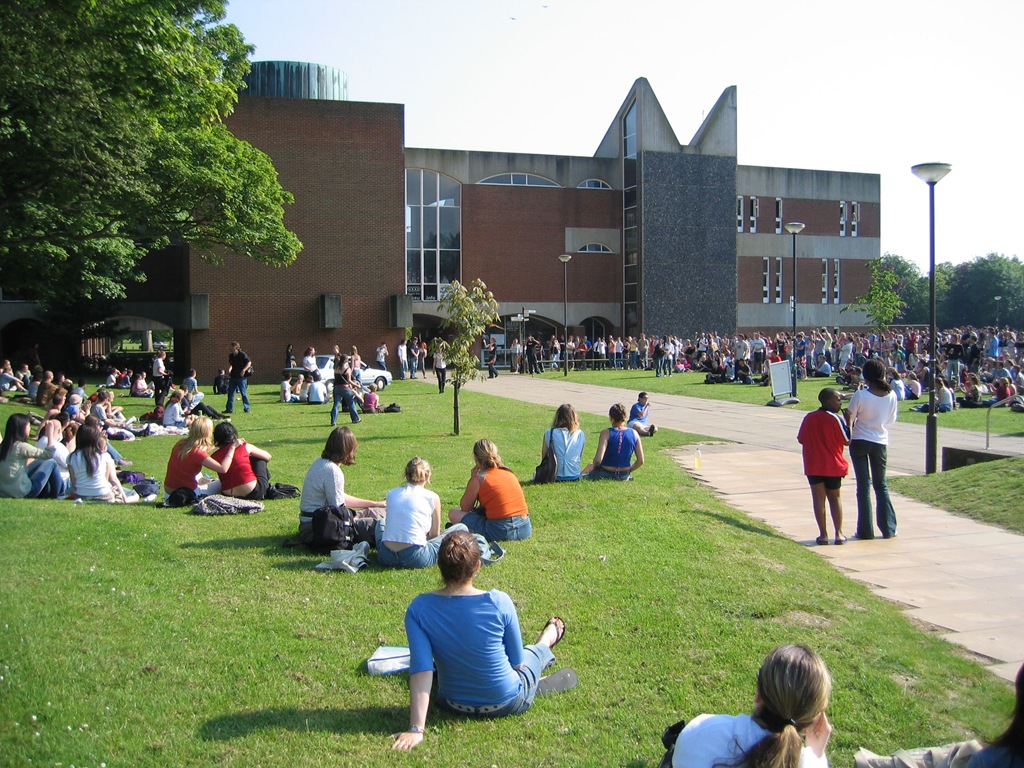[Universitt_Sussex4.jpg]