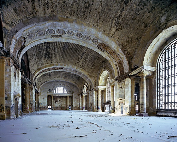 [Waiting-hall-Michigan-Cen-014[3].jpg]
