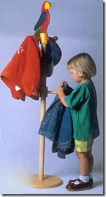 H. PN95011 - PARROT COAT HANGER - 