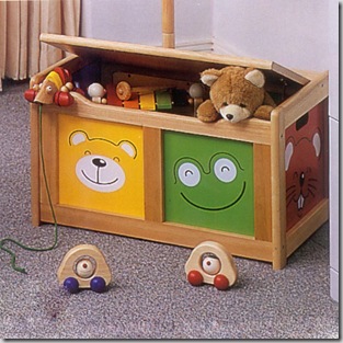 PN01905  TOY CHEST    