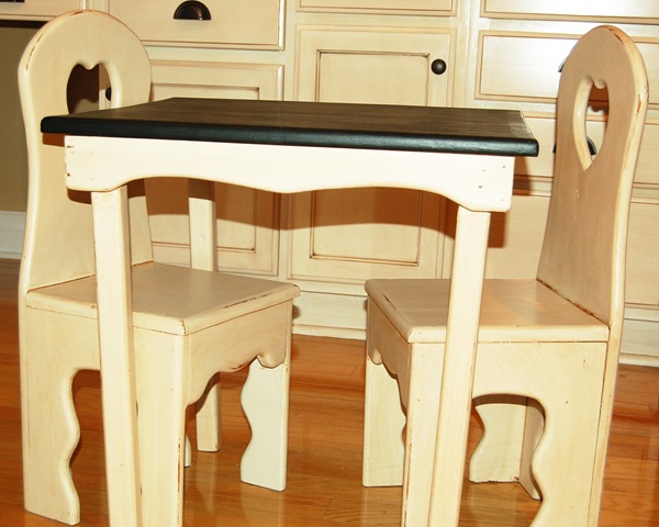 [table[4].jpg]