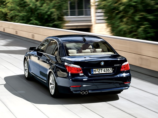[BMW_E60_06[3].jpg]