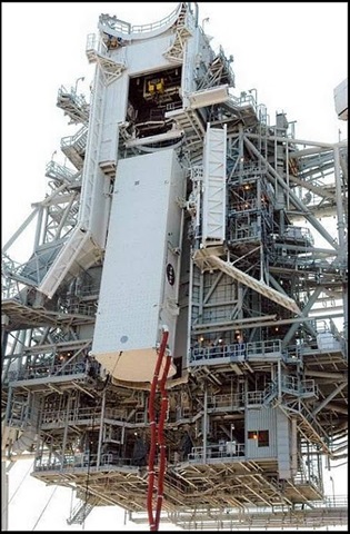 [NASA  Space Shuttle (21)[1].jpg]