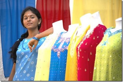 Angadi-Theru-Stills-4