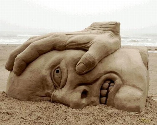 [sand_castles_21[8].jpg]