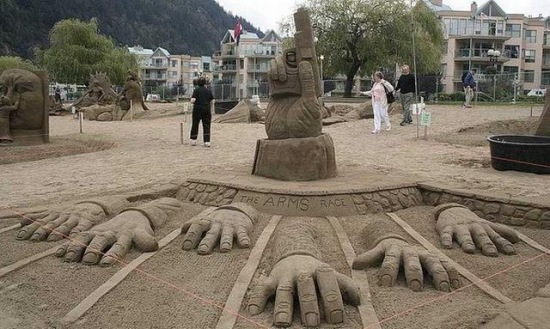 [sand_castles_2[12].jpg]