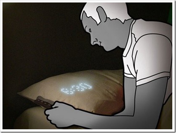 pillow-alarmclock02-1