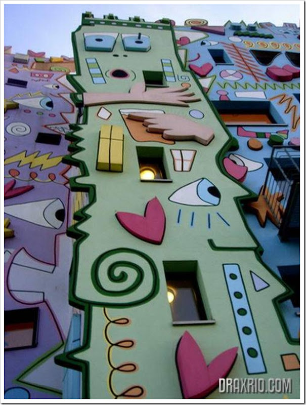 Happy-Rizzi-House6