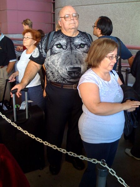 Guy in amazing wolf shirt - He must be getting all the hot chicks. Read more about this magic shirt here.