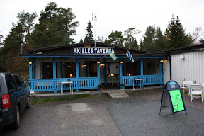 Fast schon Pflicht auf dem Weg nach &Atilde;&hellip;land: Ein Besuch von Akilles Taverna in Grisslehamn