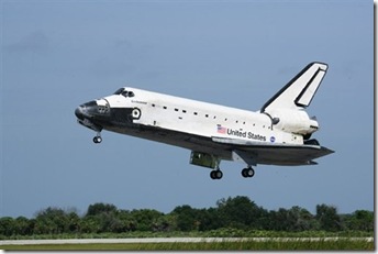 Endeavour aterriza en Centro espacial Kennedy AFP 31 07 2009 Endeavour aterriza en Centro espacial Kennedy AFP 31 07 2009