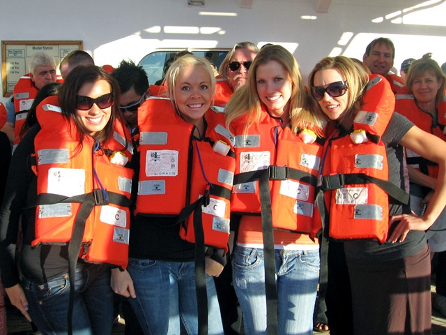 [SinglesCruise09_Becky 1067[3].jpg]