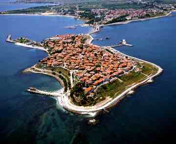 Nesebar was a city-state, first Greek and then Roman colony, a Byzantine, and later the Bulgarian provincial center.
