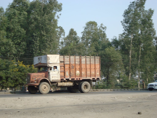 tata 1210 truck