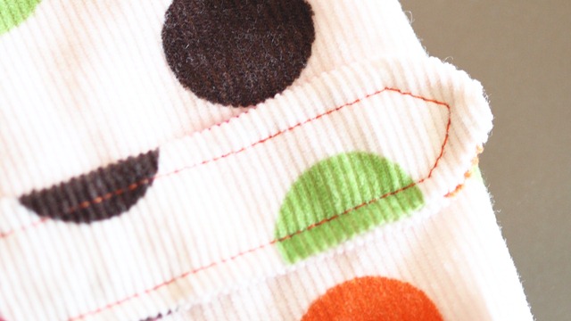 [detail on the sleeve[3].jpg]