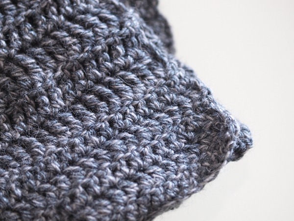 grey scarf end