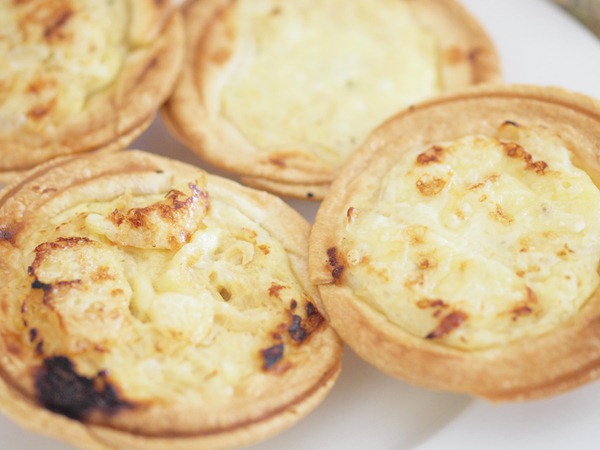 apple and swiss cheese pies apple and swiss cheese pies
