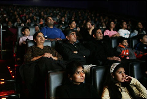 [cinema2[3].jpg]