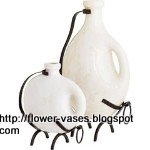 Flower vases:vases-11476