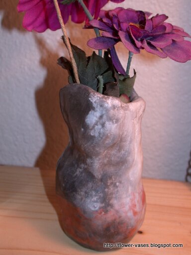 Flower vases:vases-10376
