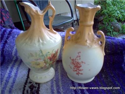 Flower vases:vases-10474