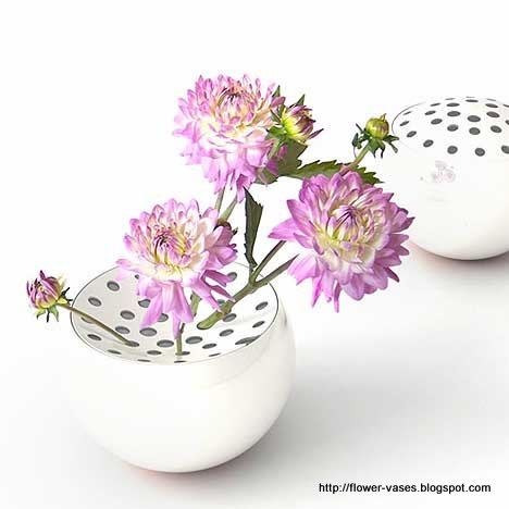Flower vases:vases-10678