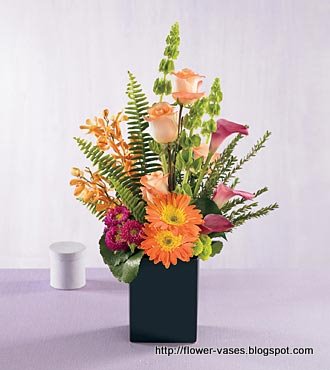 Flower vases:flower-10829