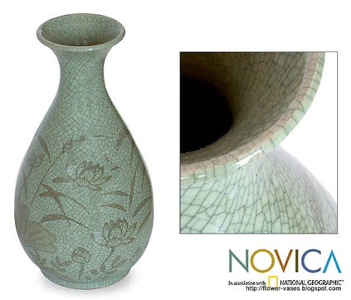 Flower vases:vases-10976