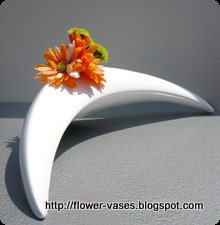 Flower vases:flower-10984