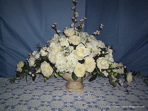Flower vases:vases-11586