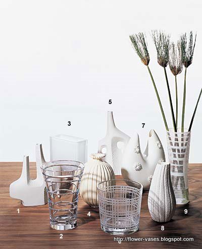 Flower vases:flower-12455