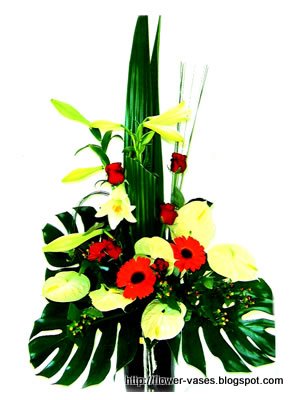 Flower vases:vases-12557