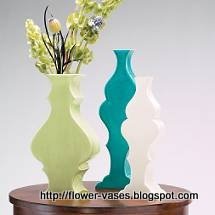 Flower vases:vases-11082