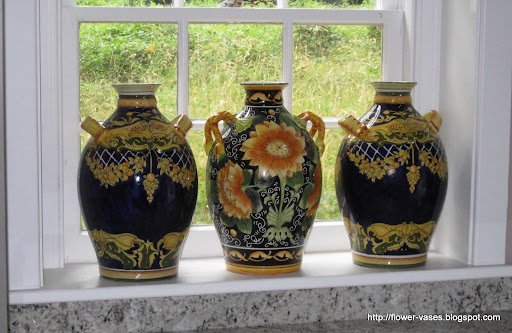 Flower vases:flower-11091