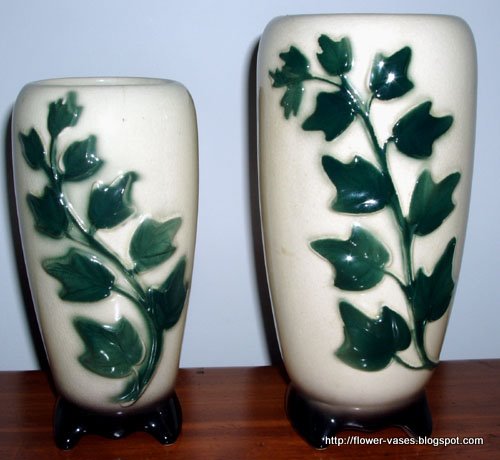 Flower vases:vases-10573